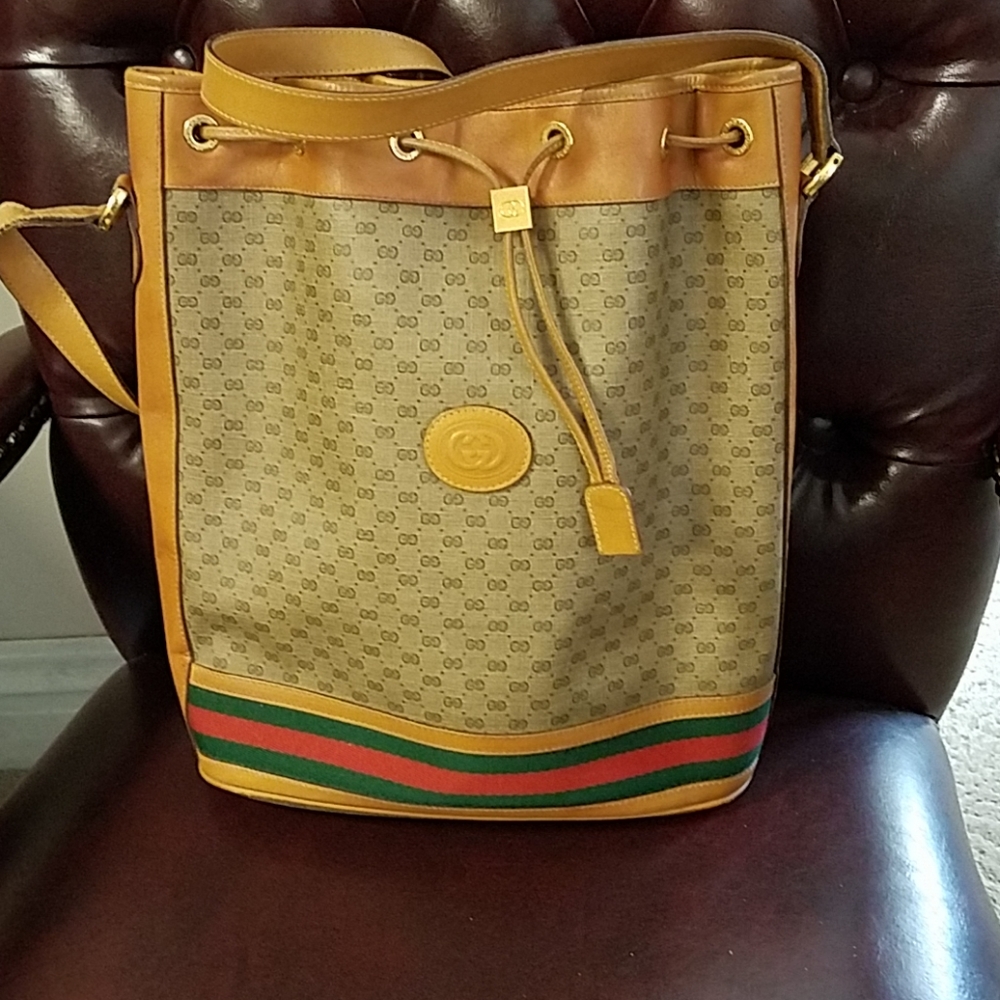 Gucci Vintage Bucket Bag